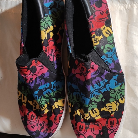 Torrid Mickey mouse rainbow - Picture 3 of 3